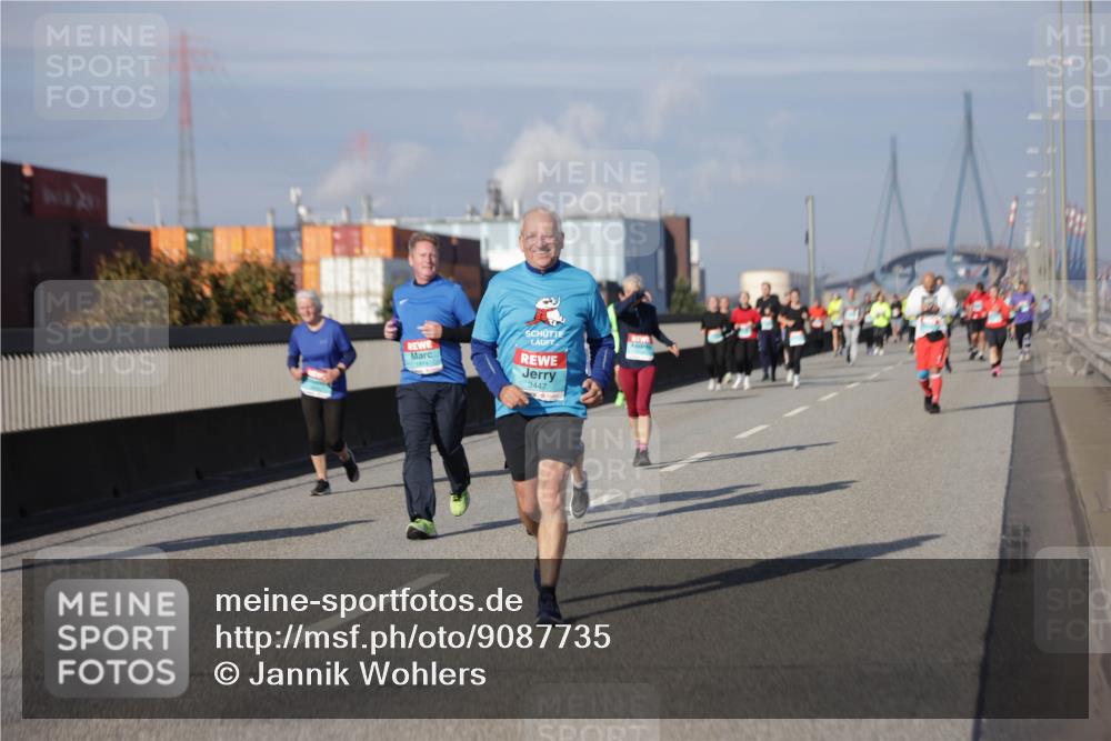03.10.2025 - Köhlbrandbrückenlauf Jannik Wohlers http://msf.ph/oto/9087735 03.10.2025 10:08:26 Position 3 3447 meine-sportfotos.de
