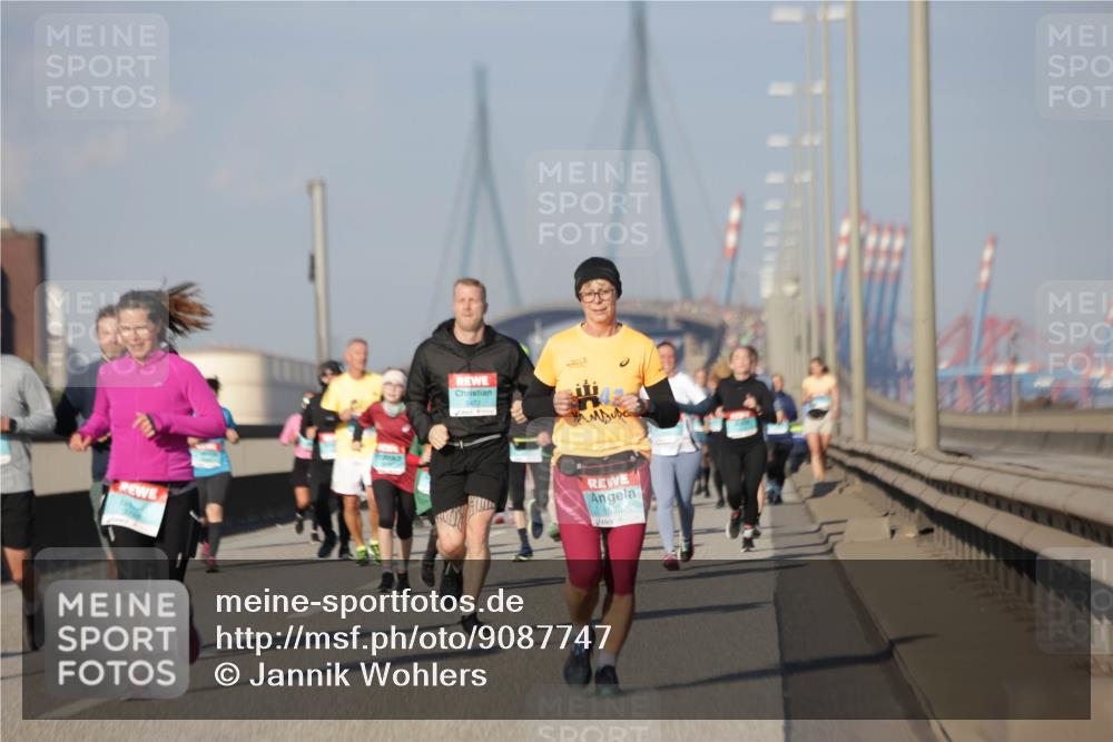 03.10.2025 - Köhlbrandbrückenlauf Jannik Wohlers http://msf.ph/oto/9087747 03.10.2025 09:57:53 Position 3 1598 meine-sportfotos.de