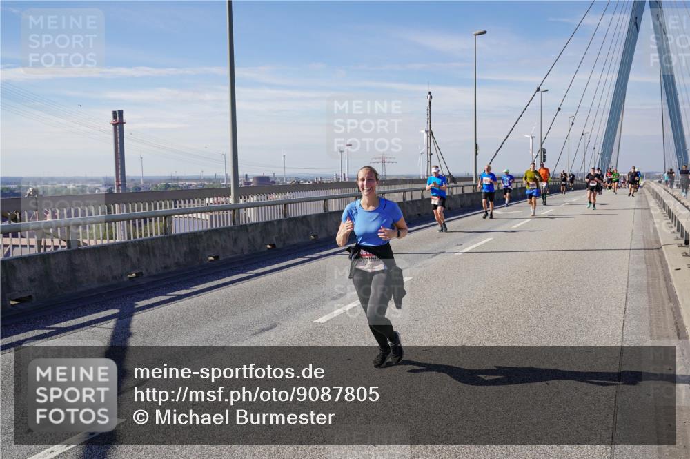 03.10.2025 - Köhlbrandbrückenlauf Michael Burmester http://msf.ph/oto/9087805 03.10.2025 12:44:16 Position 2  meine-sportfotos.de