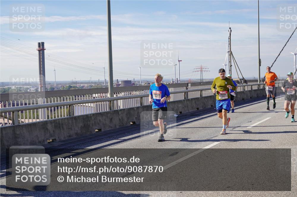 03.10.2025 - Köhlbrandbrückenlauf Michael Burmester http://msf.ph/oto/9087870 03.10.2025 12:44:20 Position 2  meine-sportfotos.de