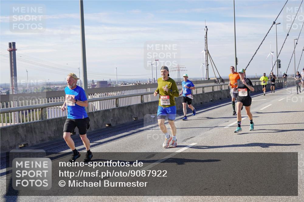 03.10.2025 - Köhlbrandbrückenlauf Michael Burmester http://msf.ph/oto/9087922 03.10.2025 12:44:21 Position 2  meine-sportfotos.de