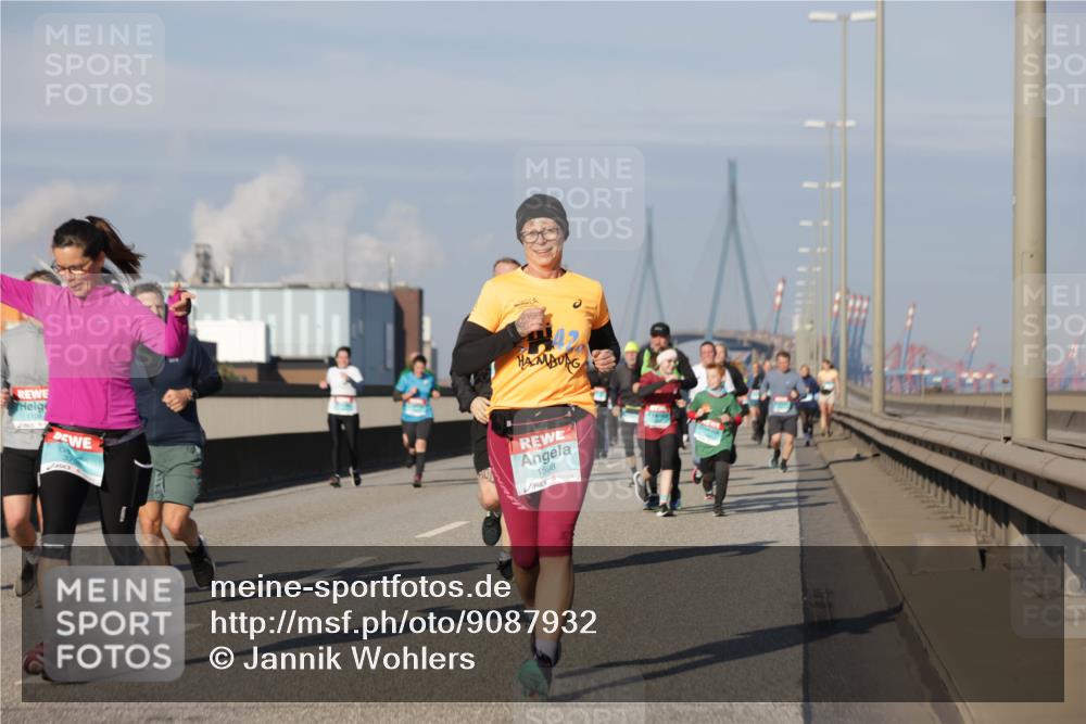 03.10.2025 - Köhlbrandbrückenlauf Jannik Wohlers http://msf.ph/oto/9087932 03.10.2025 09:57:57 Position 3 1598 meine-sportfotos.de