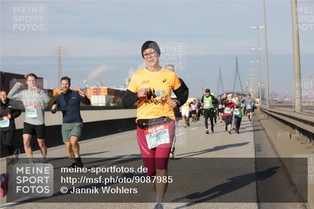 03.10.2025 - Köhlbrandbrückenlauf Jannik Wohlers http://msf.ph/oto/9087985 03.10.2025 09:57:58 Position 3 142, 1598 meine-sportfotos.de