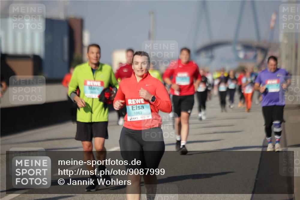 03.10.2025 - Köhlbrandbrückenlauf Jannik Wohlers http://msf.ph/oto/9087999 03.10.2025 10:08:40 Position 3 1863 meine-sportfotos.de