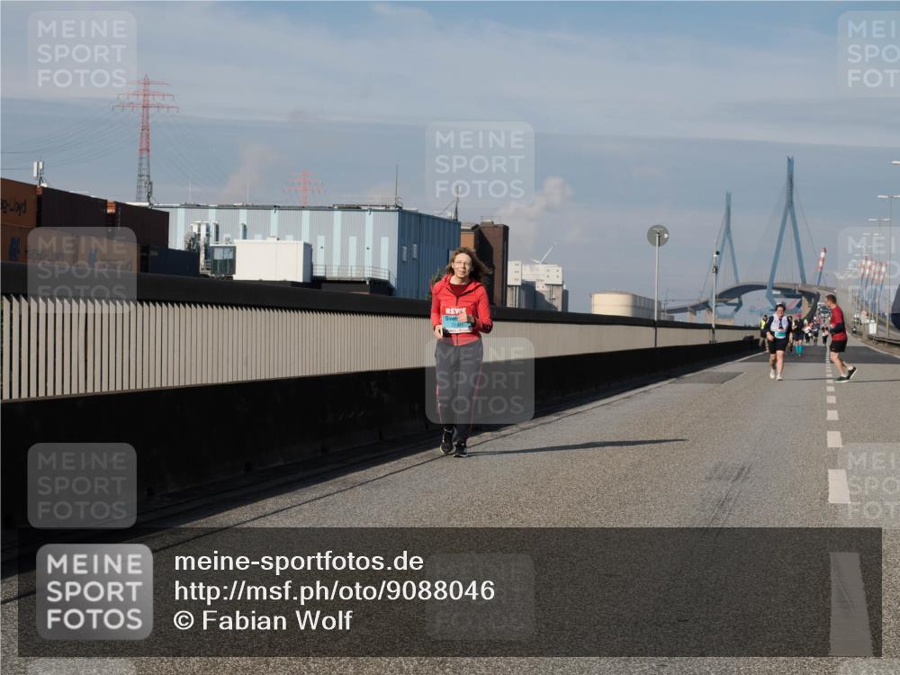 03.10.2025 - Köhlbrandbrückenlauf Fabian Wolf http://msf.ph/oto/9088046 03.10.2025 10:24:03 Position 3  meine-sportfotos.de