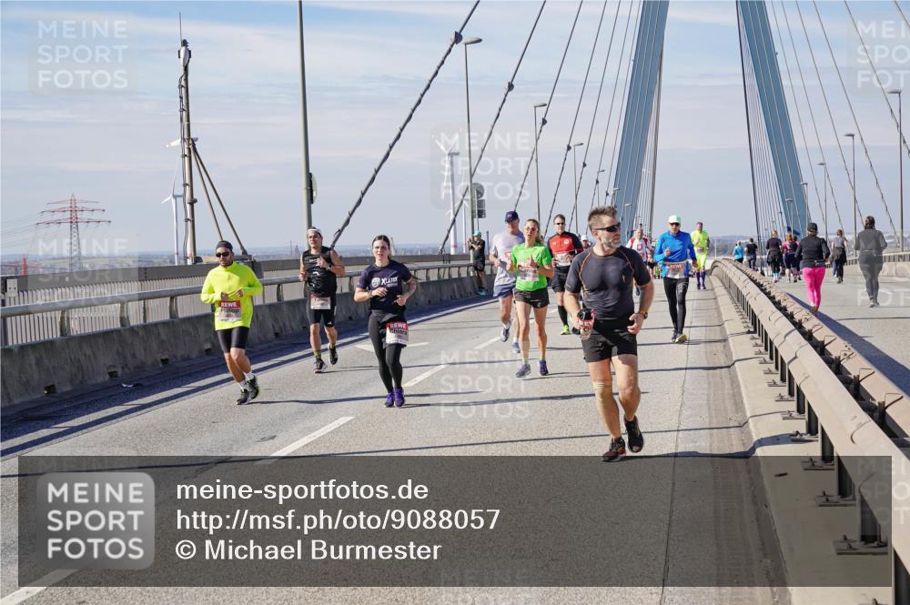 03.10.2025 - Köhlbrandbrückenlauf Michael Burmester http://msf.ph/oto/9088057 03.10.2025 12:44:26 Position 2  meine-sportfotos.de