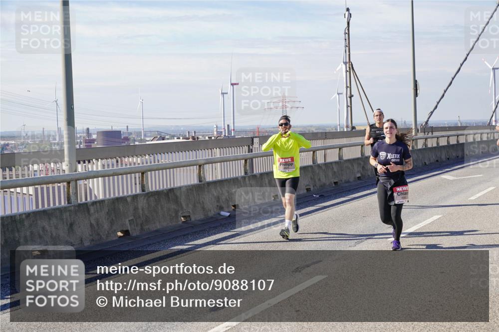 03.10.2025 - Köhlbrandbrückenlauf Michael Burmester http://msf.ph/oto/9088107 03.10.2025 12:44:28 Position 2  meine-sportfotos.de