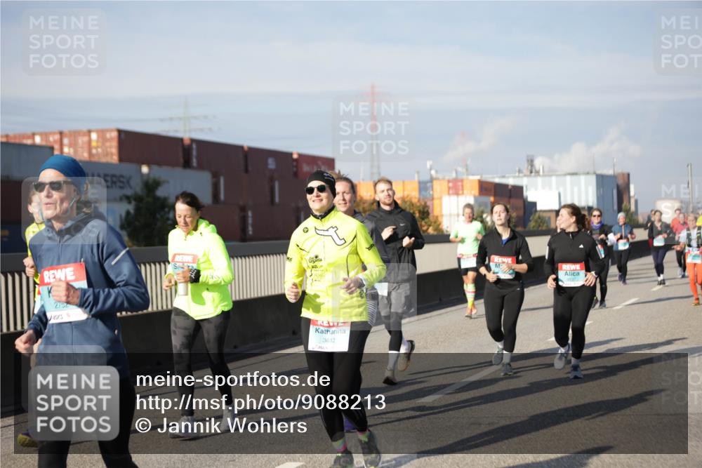 03.10.2025 - Köhlbrandbrückenlauf Jannik Wohlers http://msf.ph/oto/9088213 03.10.2025 10:08:55 Position 3 2752, 2237, 3612 meine-sportfotos.de