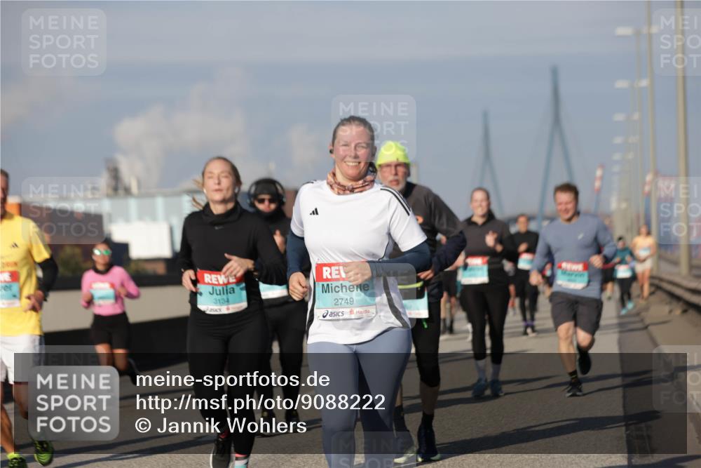 03.10.2025 - Köhlbrandbrückenlauf Jannik Wohlers http://msf.ph/oto/9088222 03.10.2025 09:58:05 Position 3 3134, 2749 meine-sportfotos.de