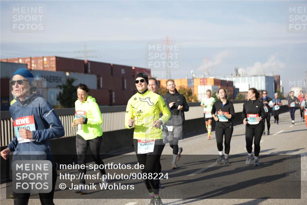 03.10.2025 - Köhlbrandbrückenlauf Jannik Wohlers http://msf.ph/oto/9088224 03.10.2025 10:08:55 Position 3 3612 meine-sportfotos.de