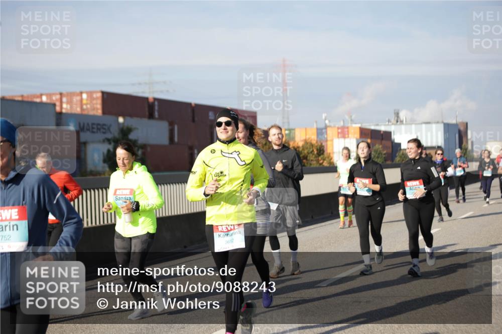 03.10.2025 - Köhlbrandbrückenlauf Jannik Wohlers http://msf.ph/oto/9088243 03.10.2025 10:08:56 Position 3 752, 3612 meine-sportfotos.de