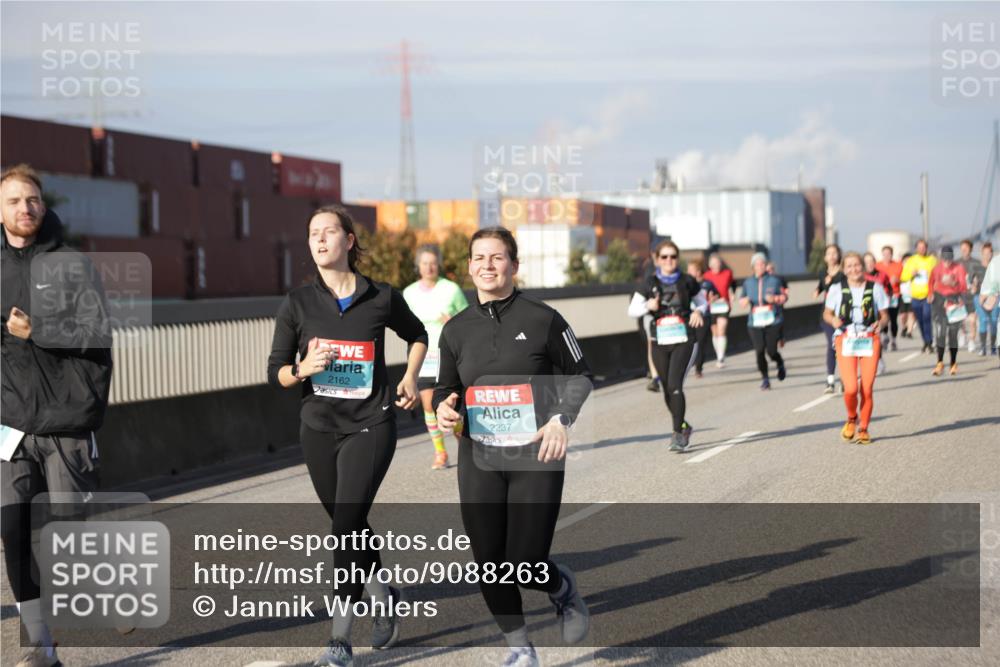 03.10.2025 - Köhlbrandbrückenlauf Jannik Wohlers http://msf.ph/oto/9088263 03.10.2025 10:08:57 Position 3 2162, 2237 meine-sportfotos.de