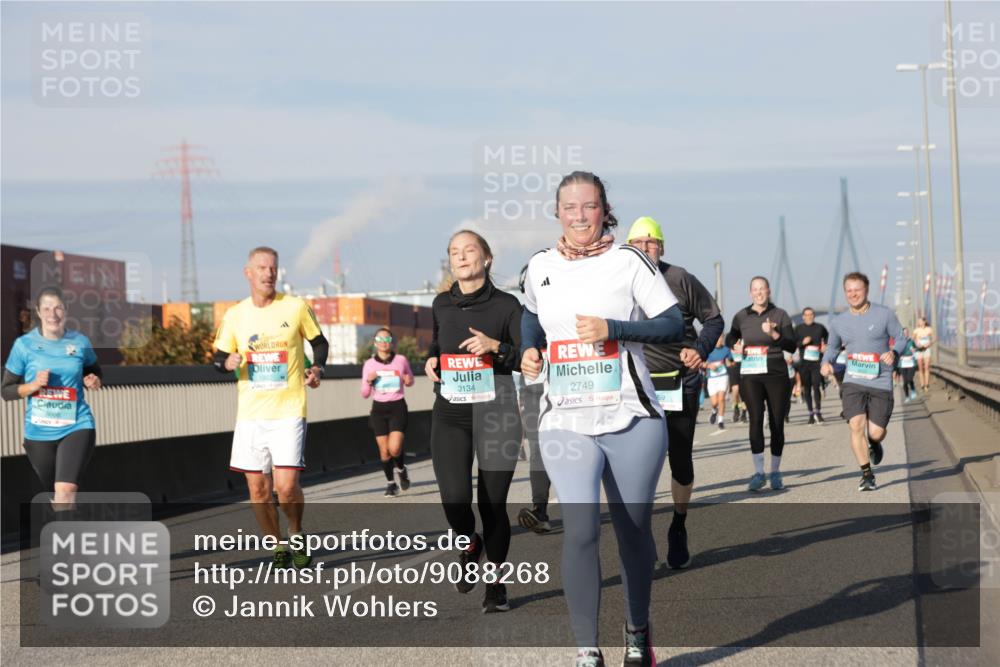 03.10.2025 - Köhlbrandbrückenlauf Jannik Wohlers http://msf.ph/oto/9088268 03.10.2025 09:58:05 Position 3 3134, 2749 meine-sportfotos.de