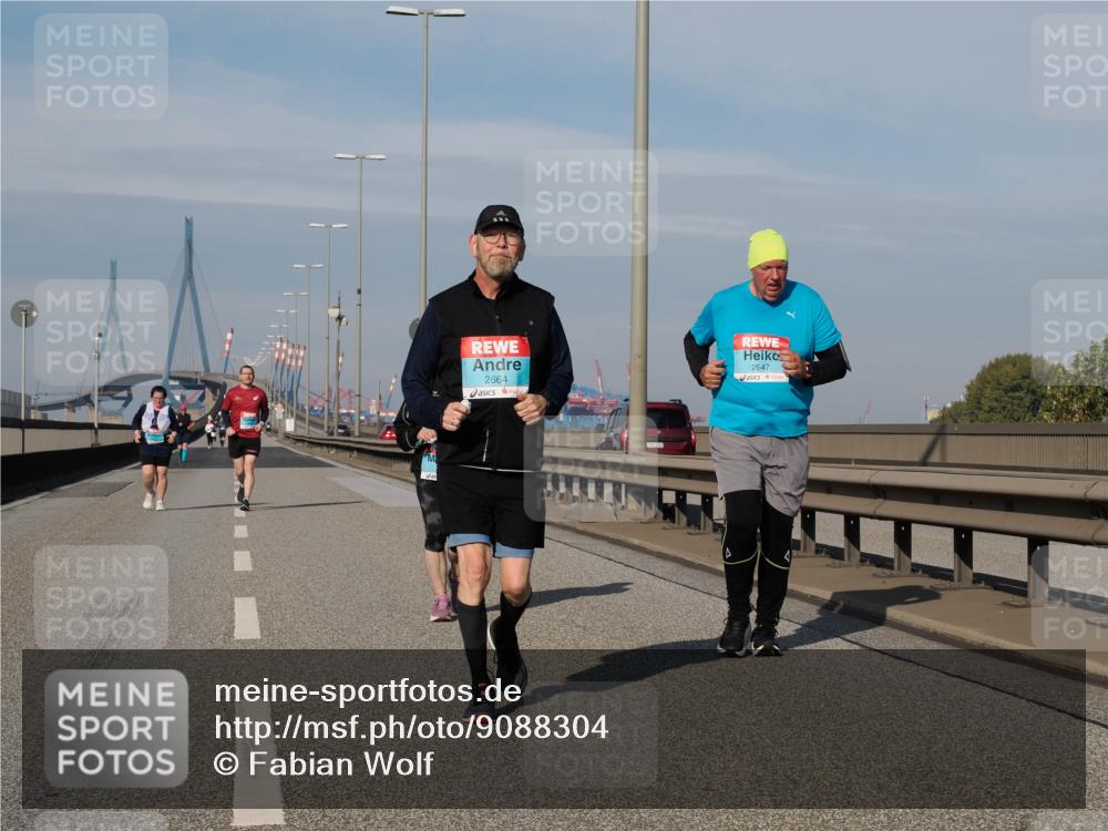 03.10.2025 - Köhlbrandbrückenlauf Fabian Wolf http://msf.ph/oto/9088304 03.10.2025 10:24:08 Position 3 2664, 2647 meine-sportfotos.de