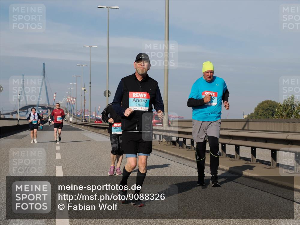 03.10.2025 - Köhlbrandbrückenlauf Fabian Wolf http://msf.ph/oto/9088326 03.10.2025 10:24:08 Position 3 2236, 2664 meine-sportfotos.de