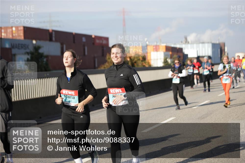 03.10.2025 - Köhlbrandbrückenlauf Jannik Wohlers http://msf.ph/oto/9088337 03.10.2025 10:08:58 Position 3 2162 meine-sportfotos.de