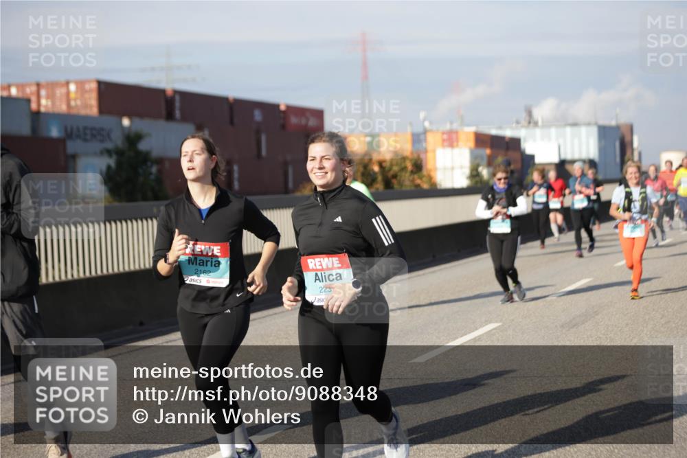 03.10.2025 - Köhlbrandbrückenlauf Jannik Wohlers http://msf.ph/oto/9088348 03.10.2025 10:08:58 Position 3 2162, 223 meine-sportfotos.de