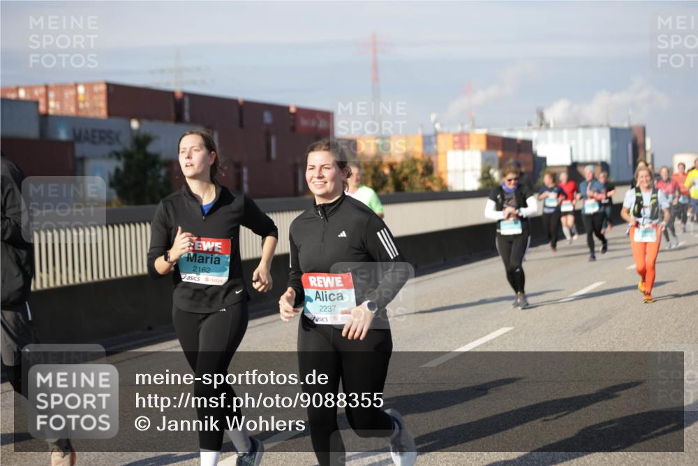 03.10.2025 - Köhlbrandbrückenlauf Jannik Wohlers http://msf.ph/oto/9088355 03.10.2025 10:08:58 Position 3 2162, 2237 meine-sportfotos.de