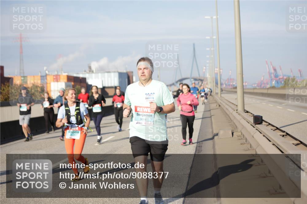 03.10.2025 - Köhlbrandbrückenlauf Jannik Wohlers http://msf.ph/oto/9088377 03.10.2025 10:09:00 Position 3 3161, 20, 20, 3614 meine-sportfotos.de