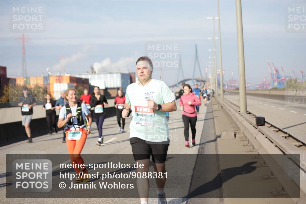 03.10.2025 - Köhlbrandbrückenlauf Jannik Wohlers http://msf.ph/oto/9088381 03.10.2025 10:09:01 Position 3 3161, 3614 meine-sportfotos.de