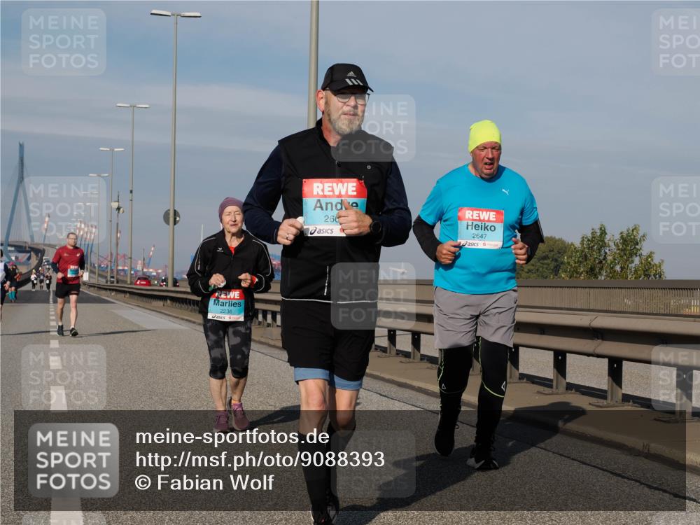 03.10.2025 - Köhlbrandbrückenlauf Fabian Wolf http://msf.ph/oto/9088393 03.10.2025 10:24:09 Position 3 2236, 266, 2647 meine-sportfotos.de