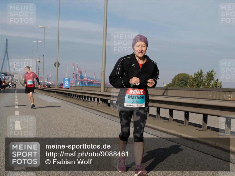 03.10.2025 - Köhlbrandbrückenlauf Fabian Wolf http://msf.ph/oto/9088461 03.10.2025 10:24:11 Position 3 3, 2236 meine-sportfotos.de