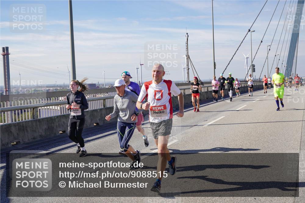 03.10.2025 - Köhlbrandbrückenlauf Michael Burmester http://msf.ph/oto/9088515 03.10.2025 12:44:38 Position 2 6232 meine-sportfotos.de