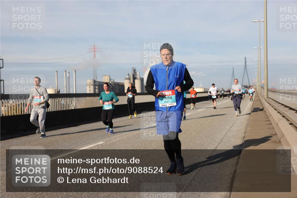 03.10.2025 - Köhlbrandbrückenlauf Lena Gebhardt http://msf.ph/oto/9088524 03.10.2025 10:06:42 Position 2 2067 meine-sportfotos.de