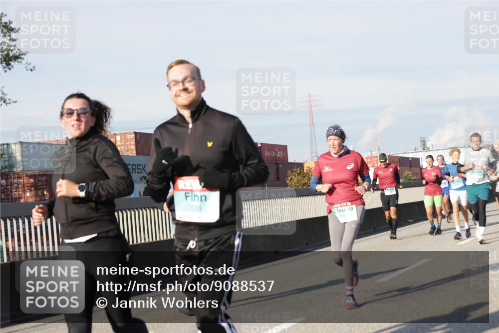 03.10.2025 - Köhlbrandbrückenlauf Jannik Wohlers http://msf.ph/oto/9088537 03.10.2025 09:58:12 Position 3 1535, 160 meine-sportfotos.de