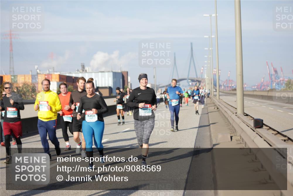 03.10.2025 - Köhlbrandbrückenlauf Jannik Wohlers http://msf.ph/oto/9088569 03.10.2025 10:09:07 Position 3 2870, 2869 meine-sportfotos.de