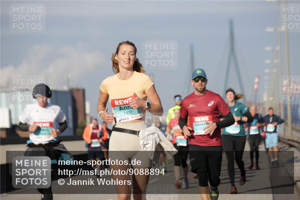 03.10.2025 - Köhlbrandbrückenlauf Jannik Wohlers http://msf.ph/oto/9088894 03.10.2025 09:58:23 Position 3 1437, 177 meine-sportfotos.de