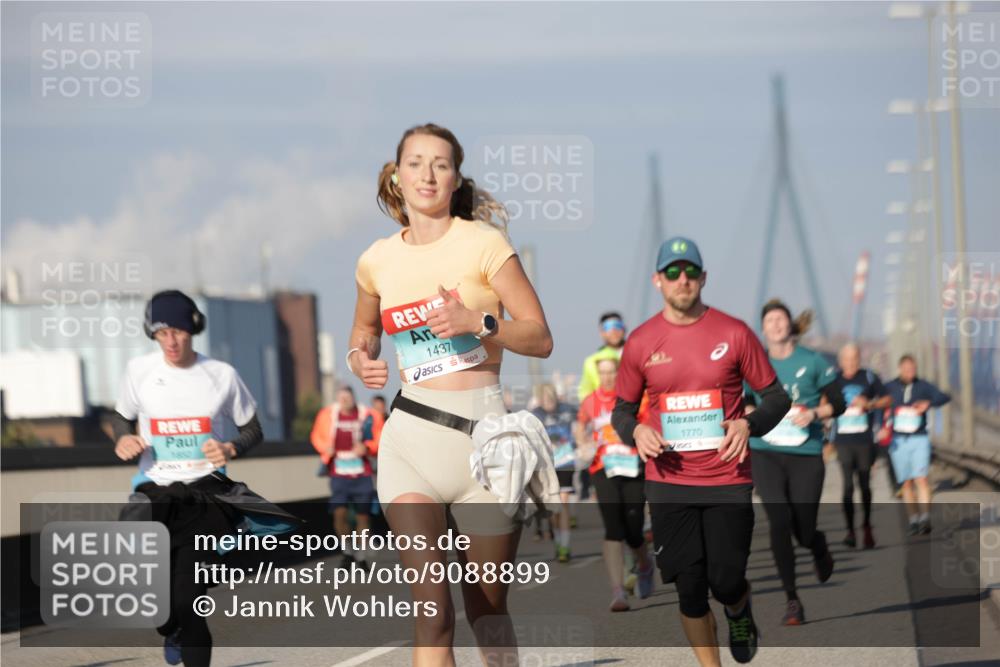 03.10.2025 - Köhlbrandbrückenlauf Jannik Wohlers http://msf.ph/oto/9088899 03.10.2025 09:58:23 Position 3 1437, 1770 meine-sportfotos.de
