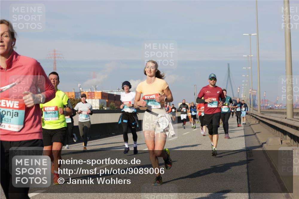 03.10.2025 - Köhlbrandbrückenlauf Jannik Wohlers http://msf.ph/oto/9089006 03.10.2025 09:58:24 Position 3 431, 2110, 1437 meine-sportfotos.de