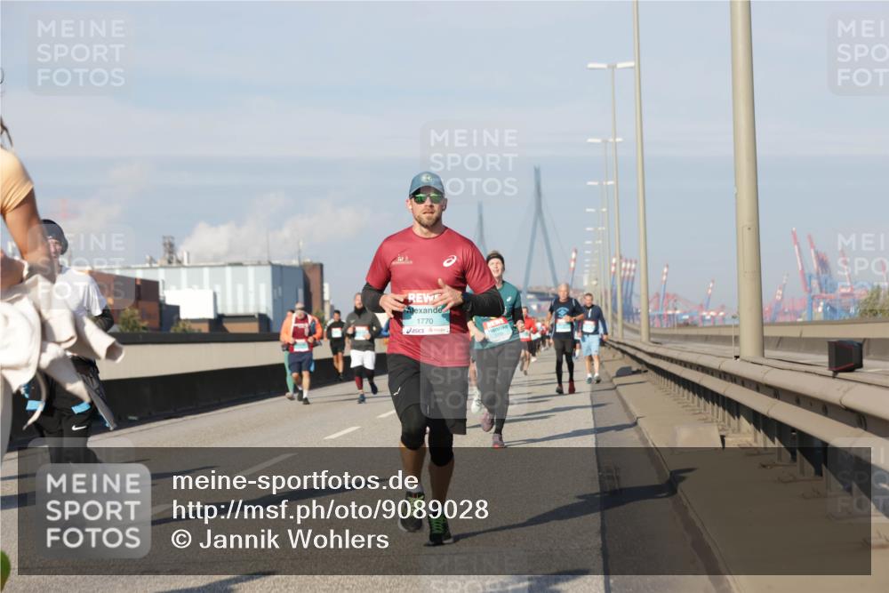 03.10.2025 - Köhlbrandbrückenlauf Jannik Wohlers http://msf.ph/oto/9089028 03.10.2025 09:58:25 Position 3 1770 meine-sportfotos.de