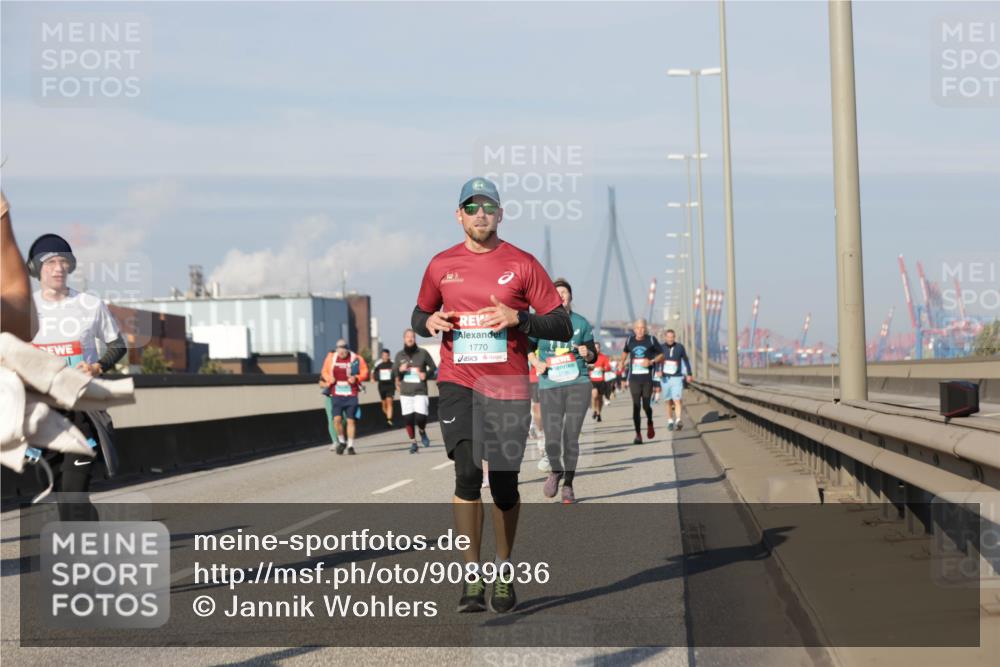 03.10.2025 - Köhlbrandbrückenlauf Jannik Wohlers http://msf.ph/oto/9089036 03.10.2025 09:58:25 Position 3 1770 meine-sportfotos.de