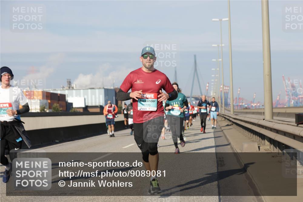 03.10.2025 - Köhlbrandbrückenlauf Jannik Wohlers http://msf.ph/oto/9089081 03.10.2025 09:58:25 Position 3 185, 1770, 2025 meine-sportfotos.de