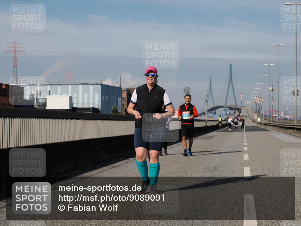 03.10.2025 - Köhlbrandbrückenlauf Fabian Wolf http://msf.ph/oto/9089091 03.10.2025 10:24:41 Position 3  meine-sportfotos.de