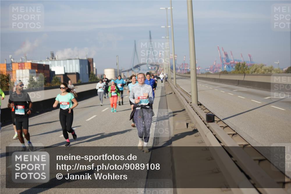 03.10.2025 - Köhlbrandbrückenlauf Jannik Wohlers http://msf.ph/oto/9089108 03.10.2025 10:09:23 Position 3 3729 meine-sportfotos.de