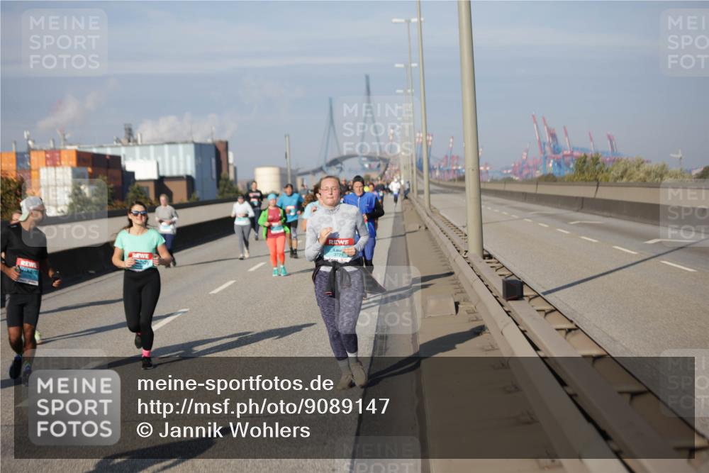 03.10.2025 - Köhlbrandbrückenlauf Jannik Wohlers http://msf.ph/oto/9089147 03.10.2025 10:09:23 Position 3 3729 meine-sportfotos.de