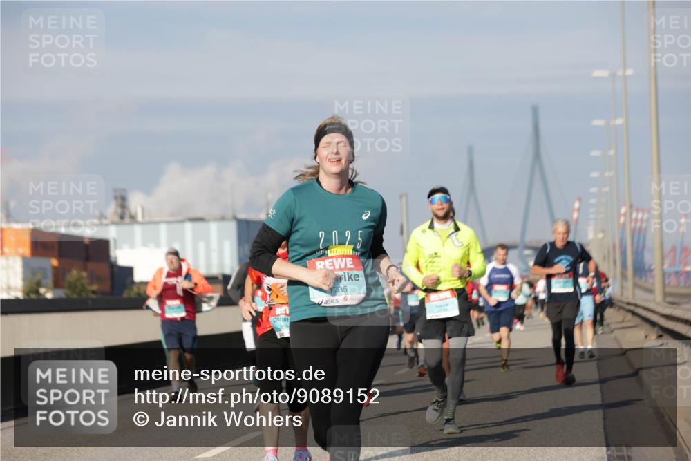 03.10.2025 - Köhlbrandbrückenlauf Jannik Wohlers http://msf.ph/oto/9089152 03.10.2025 09:58:28 Position 3 2025, 1735 meine-sportfotos.de