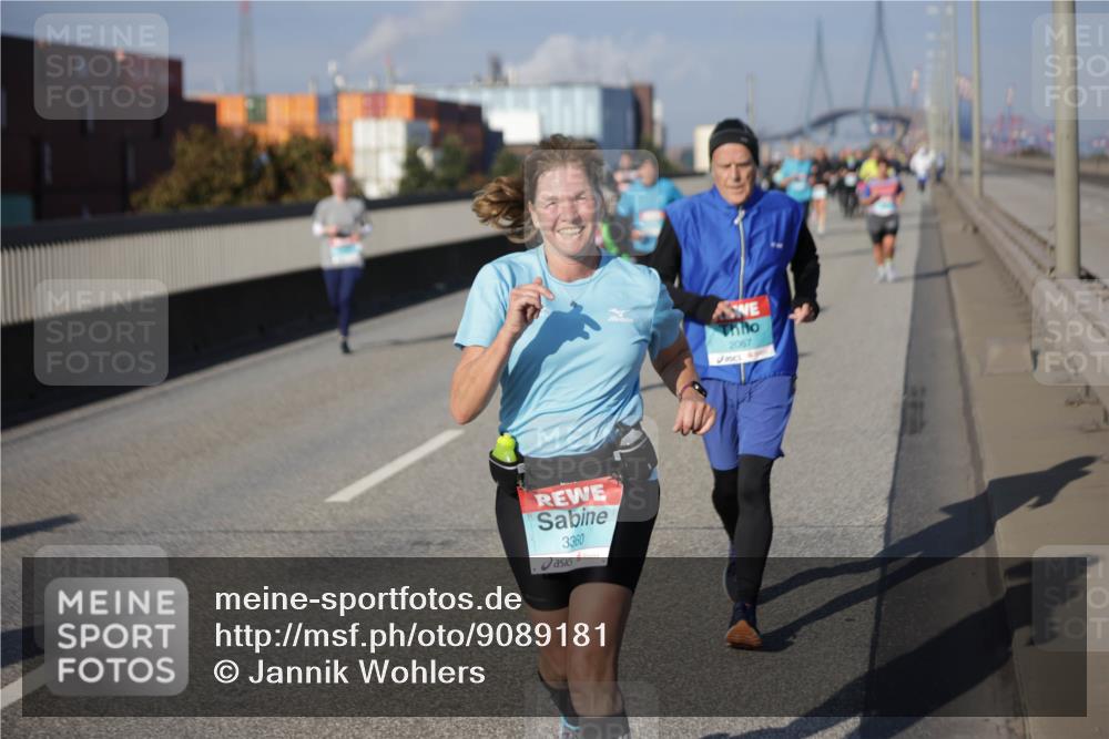 03.10.2025 - Köhlbrandbrückenlauf Jannik Wohlers http://msf.ph/oto/9089181 03.10.2025 10:09:28 Position 3 3360, 2067 meine-sportfotos.de