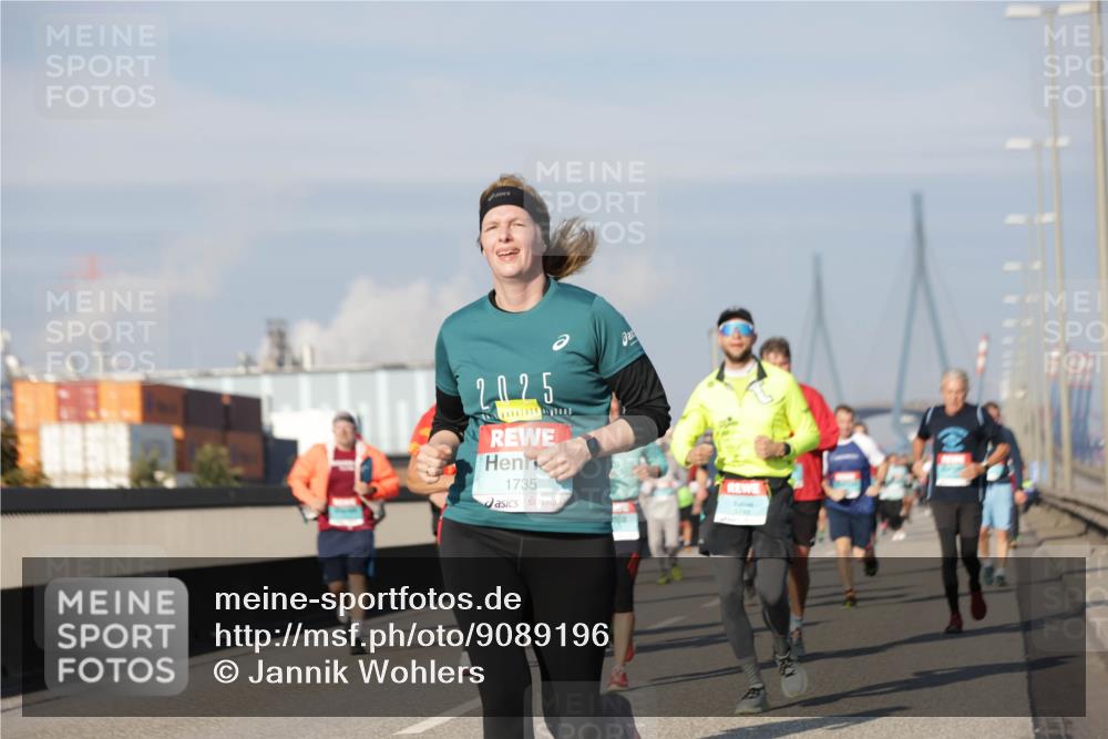 03.10.2025 - Köhlbrandbrückenlauf Jannik Wohlers http://msf.ph/oto/9089196 03.10.2025 09:58:28 Position 3 2025, 1735 meine-sportfotos.de