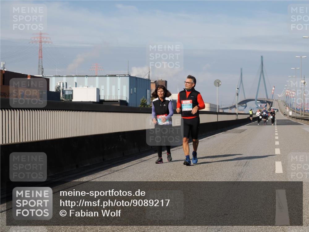 03.10.2025 - Köhlbrandbrückenlauf Fabian Wolf http://msf.ph/oto/9089217 03.10.2025 10:24:44 Position 3  meine-sportfotos.de