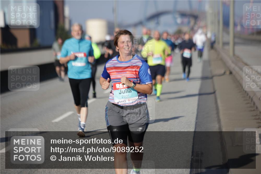 03.10.2025 - Köhlbrandbrückenlauf Jannik Wohlers http://msf.ph/oto/9089252 03.10.2025 10:09:35 Position 3 2935 meine-sportfotos.de