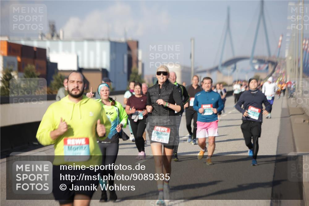 03.10.2025 - Köhlbrandbrückenlauf Jannik Wohlers http://msf.ph/oto/9089335 03.10.2025 10:09:42 Position 3 2845 meine-sportfotos.de