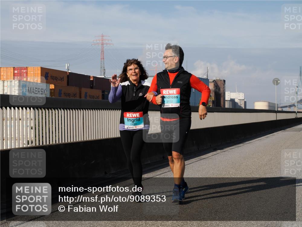 03.10.2025 - Köhlbrandbrückenlauf Fabian Wolf http://msf.ph/oto/9089353 03.10.2025 10:24:48 Position 3 2490, 2132 meine-sportfotos.de