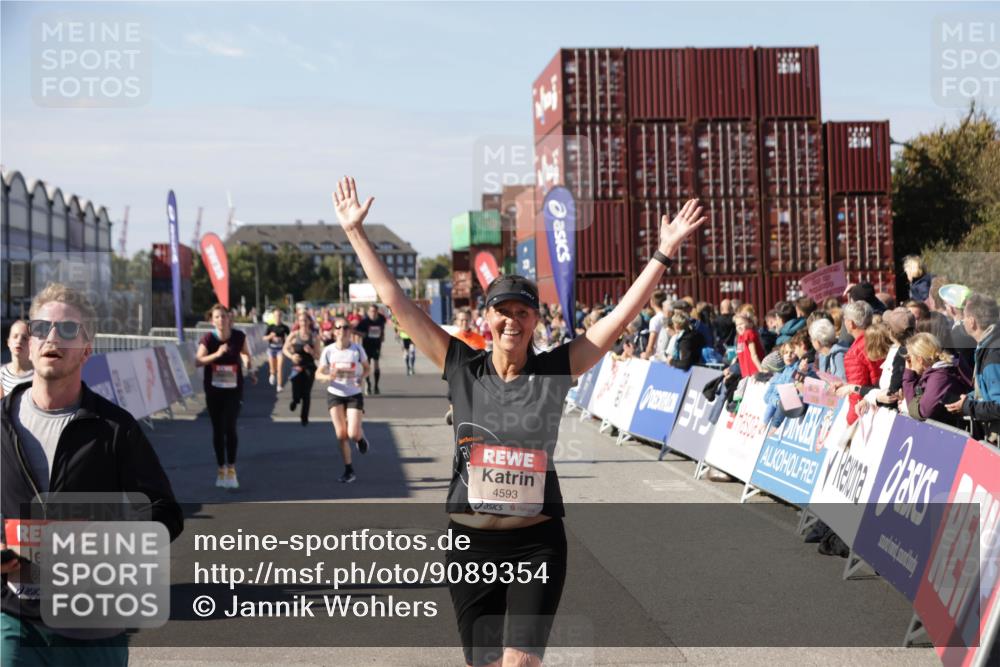 03.10.2025 - Köhlbrandbrückenlauf Jannik Wohlers http://msf.ph/oto/9089354 03.10.2025 13:19:21 Ziel 4143, 4593, 4632, 4690, 4725, 4727, 4828, 4996, 5009, 5443, 5451, 5853, 5858, 6057, 6225, 6226, 6230, 6576, 6753 meine-sportfotos.de