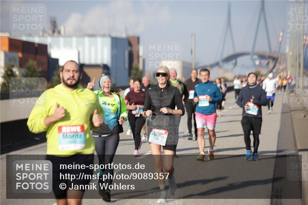 03.10.2025 - Köhlbrandbrückenlauf Jannik Wohlers http://msf.ph/oto/9089357 03.10.2025 10:09:42 Position 3 001, 2845, 2115 meine-sportfotos.de