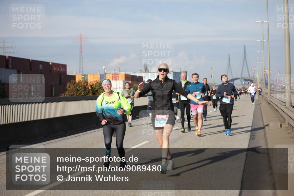 03.10.2025 - Köhlbrandbrückenlauf Jannik Wohlers http://msf.ph/oto/9089480 03.10.2025 10:09:44 Position 3  meine-sportfotos.de