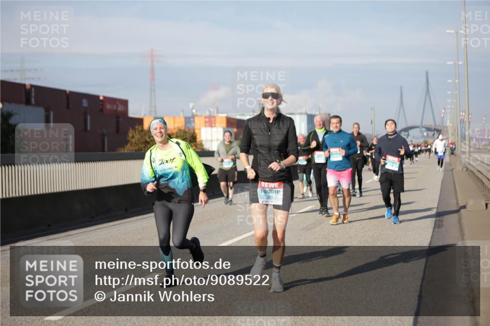03.10.2025 - Köhlbrandbrückenlauf Jannik Wohlers http://msf.ph/oto/9089522 03.10.2025 10:09:45 Position 3 2845 meine-sportfotos.de